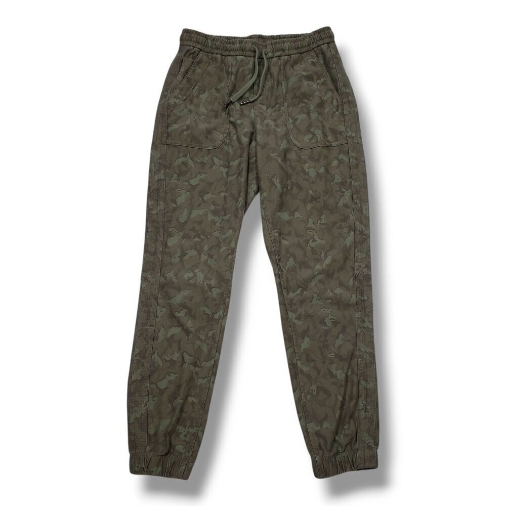 Athleta Farallon Jogger Womens Camo Green Pants